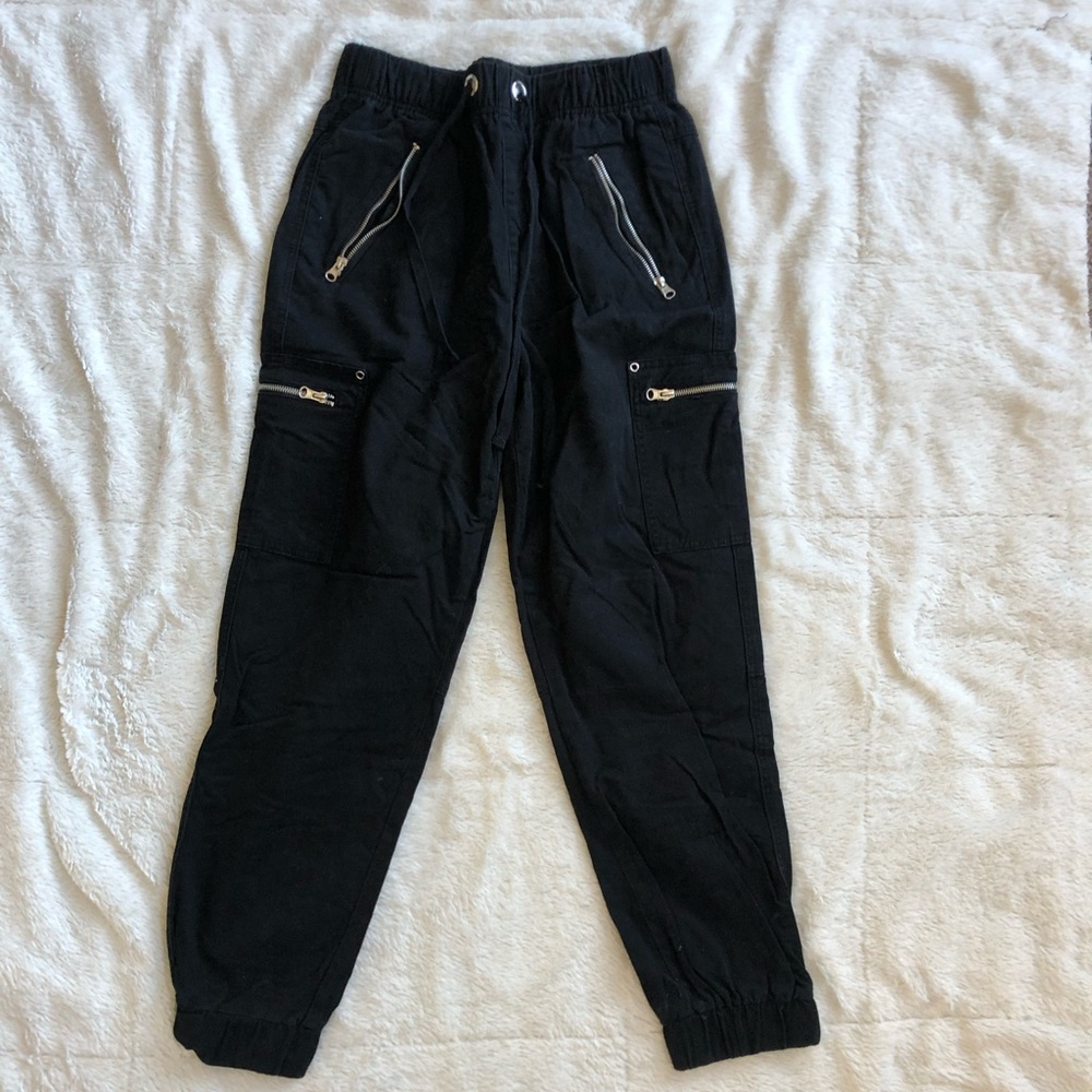 Forever 21 Cargo Pant Joggers